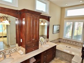 1700 Bluff Place 1, Long Beach CA 90802