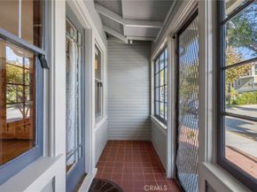 1005 Roswell Avenue, Long Beach CA 90804