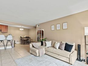 1101 W Macarthur 244, Santa Ana CA 92707