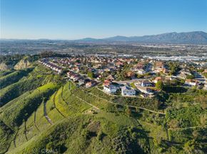 4807 Cinco View Drive, Whittier CA 90601