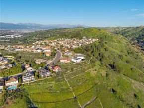 4807 Cinco View Drive, Whittier CA 90601