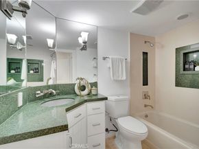 265 Bay Shore, Long Beach CA 90803