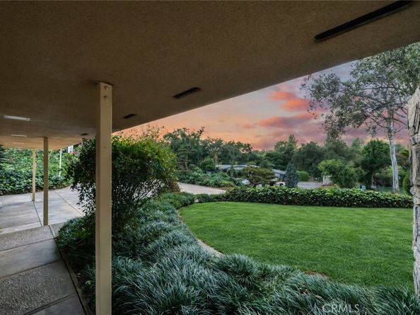 574 S Chaparro, Covina CA 91724