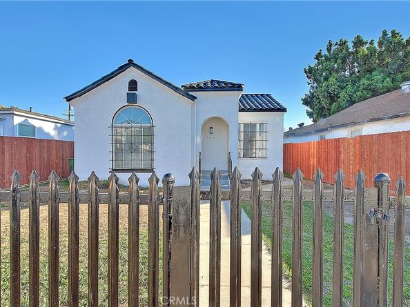 1622 E 88th, Los Angeles CA 90002