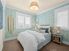 33 Palermo Walk, Long Beach CA 90803