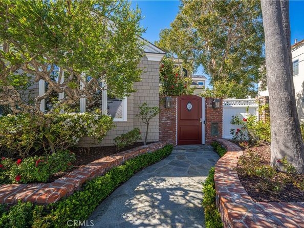33 Palermo Walk, Long Beach CA 90803
