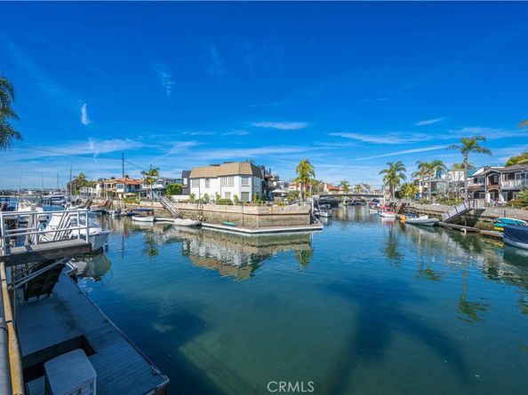 33 Palermo Walk, Long Beach CA 90803