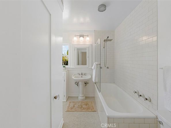 333 S Arden Boulevard, Los Angeles CA 90020