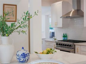 333 S Arden Boulevard, Los Angeles CA 90020