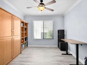 5216 Yarmouth Avenue 106, Encino CA 91316