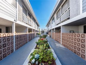 4345 W 154th 10, Lawndale CA 90260