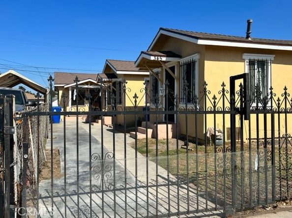 345 E 82nd Street, Los Angeles CA 90003