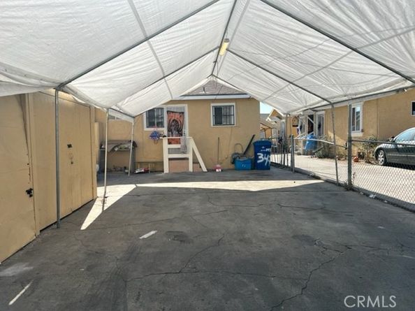 345 E 82nd Street, Los Angeles CA 90003