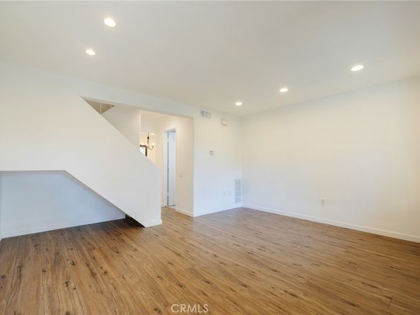 2411 Deodar, Santa Ana CA 92705