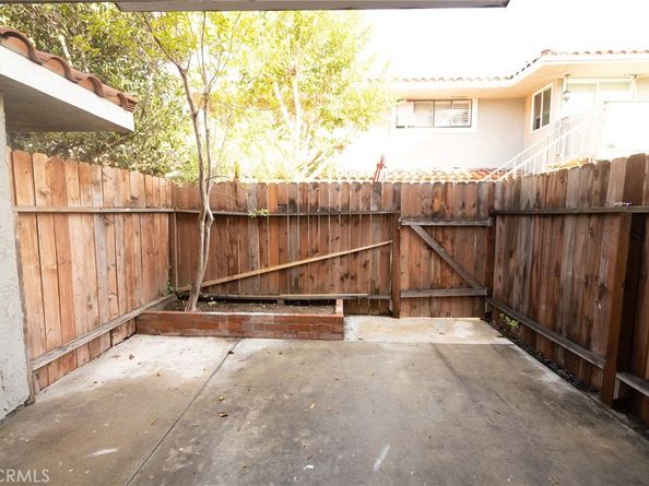 2411 Deodar, Santa Ana CA 92705