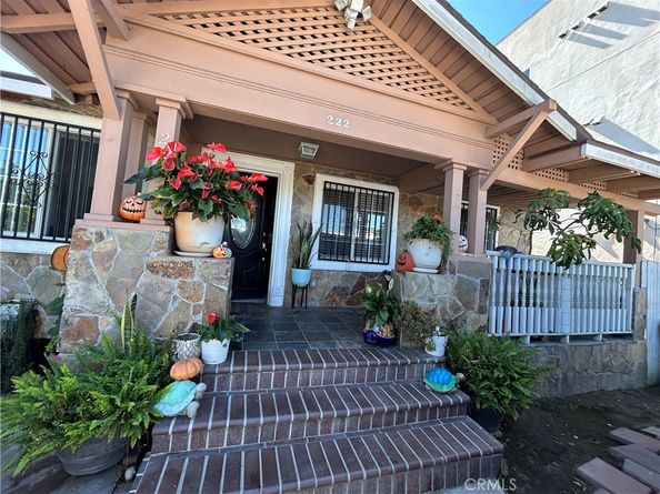 222 W 87th, Los Angeles CA 90003