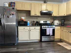 222 W 87th, Los Angeles CA 90003