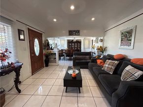 222 W 87th, Los Angeles CA 90003