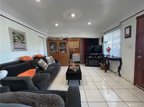 222 W 87th, Los Angeles CA 90003