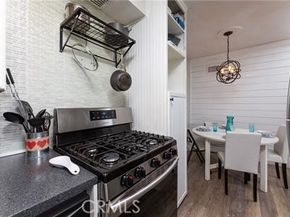 12 3rd Place, Long Beach CA 90802