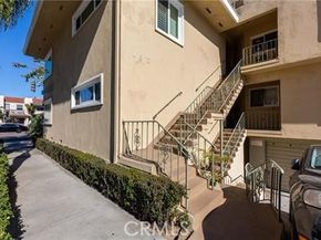 12 3rd Place, Long Beach CA 90802