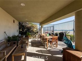 12 3rd Place, Long Beach CA 90802