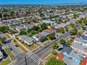 5951 S Van Ness, Los Angeles CA 90047