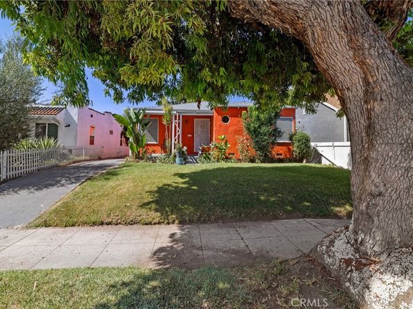5951 S Van Ness, Los Angeles CA 90047