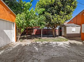 5951 S Van Ness, Los Angeles CA 90047