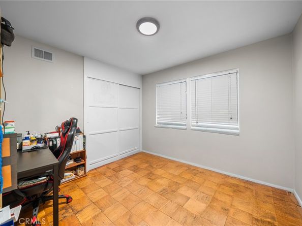 16738 Index, Granada Hills CA 91344