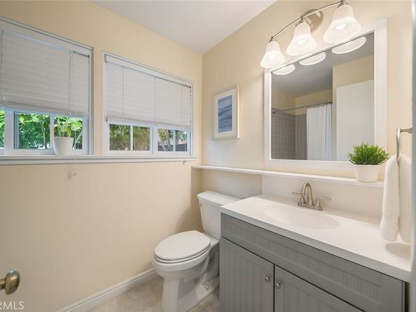 16738 Index, Granada Hills CA 91344