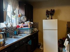 1418 W 70th Street, Los Angeles CA 90047