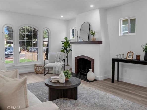 1732 Newport Avenue, Pasadena CA 91103