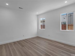 1732 Newport Avenue, Pasadena CA 91103