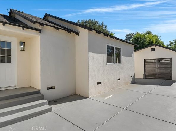 1732 Newport Avenue, Pasadena CA 91103