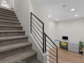 2753 Waverly Drive 705, Los Angeles CA 90039