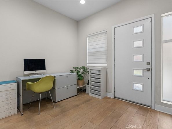2753 Waverly Drive 705, Los Angeles CA 90039