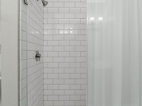2753 Waverly Drive 705, Los Angeles CA 90039