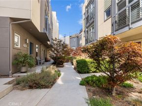 2753 Waverly Drive 705, Los Angeles CA 90039