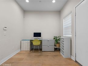 2753 Waverly Drive 705, Los Angeles CA 90039
