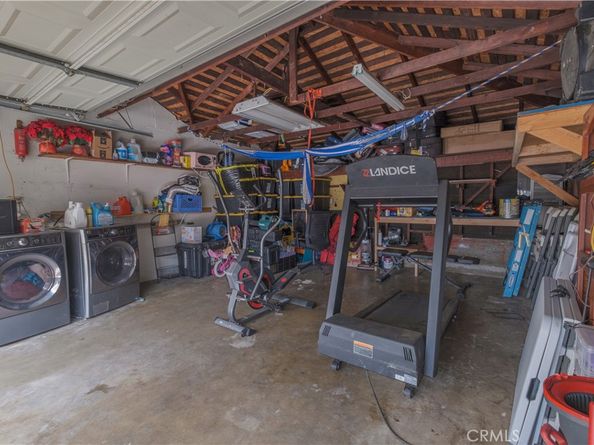 11126 Van Buren Ave, Los Angeles CA 90044