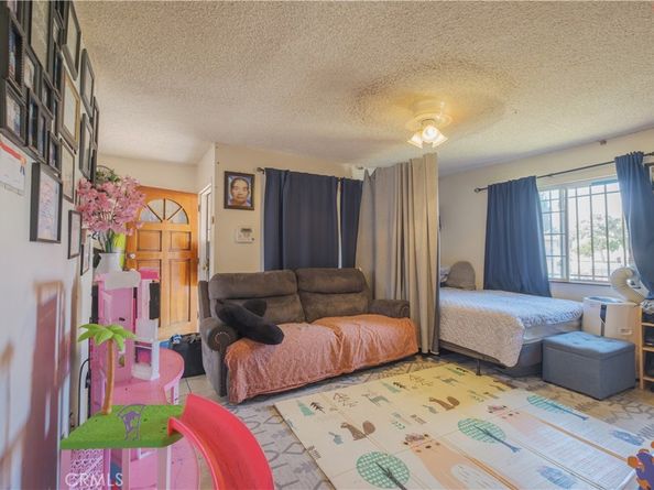 11126 Van Buren Ave, Los Angeles CA 90044