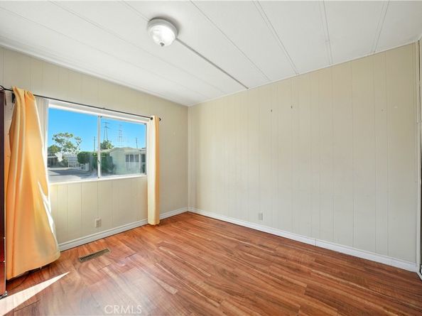 3595 Santa Fe Avenue 60, Long Beach CA 90810