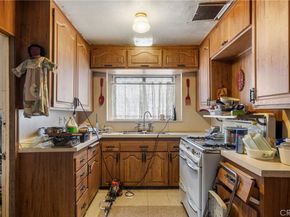 2936 Edgehill Drive, Los Angeles CA 90018