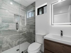 2228 W 73rd Street, Los Angeles CA 90043