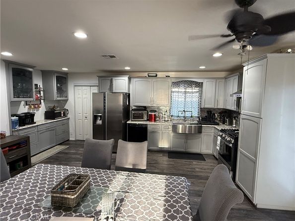 14716 Leahy Avenue, Bellflower CA 90706