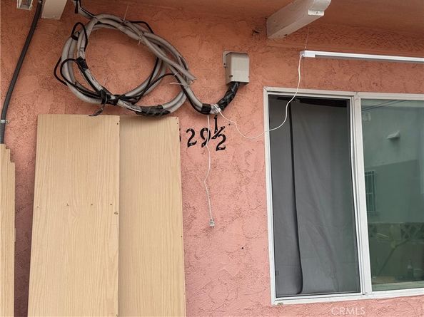 529 W 56th Street, Los Angeles CA 90037