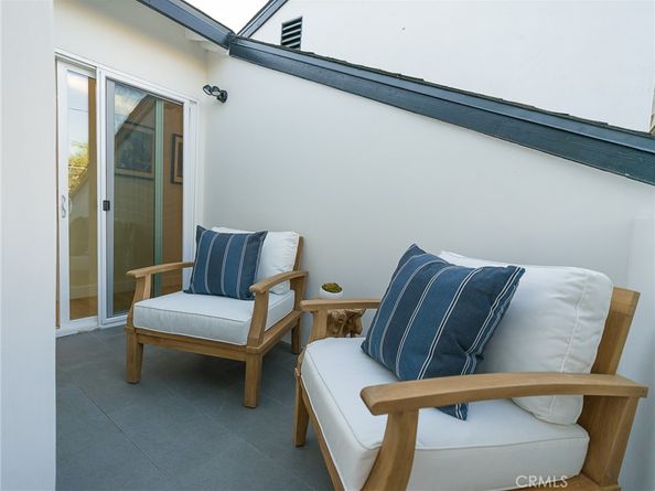 4925 Buchanan Street, Los Angeles CA 90042
