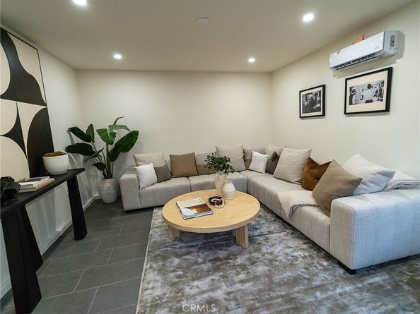 4925 Buchanan Street, Los Angeles CA 90042