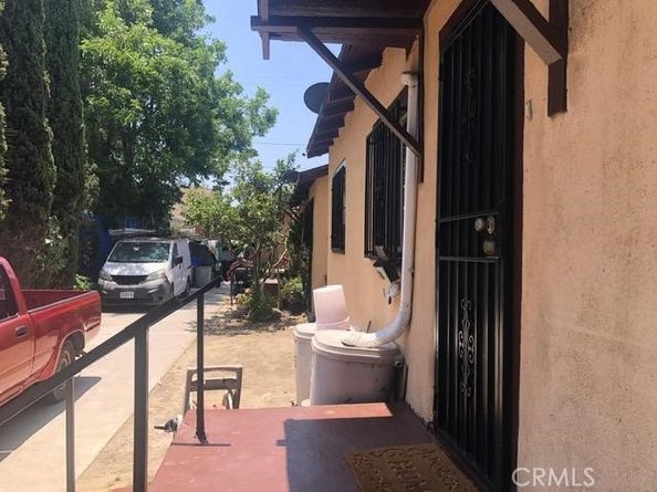 1350 E 43rd Street, Los Angeles CA 90011